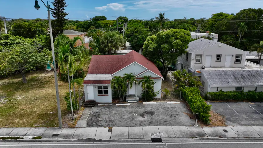 3608 Broadway Avenue, West Palm Beach, FL 33407 - #2