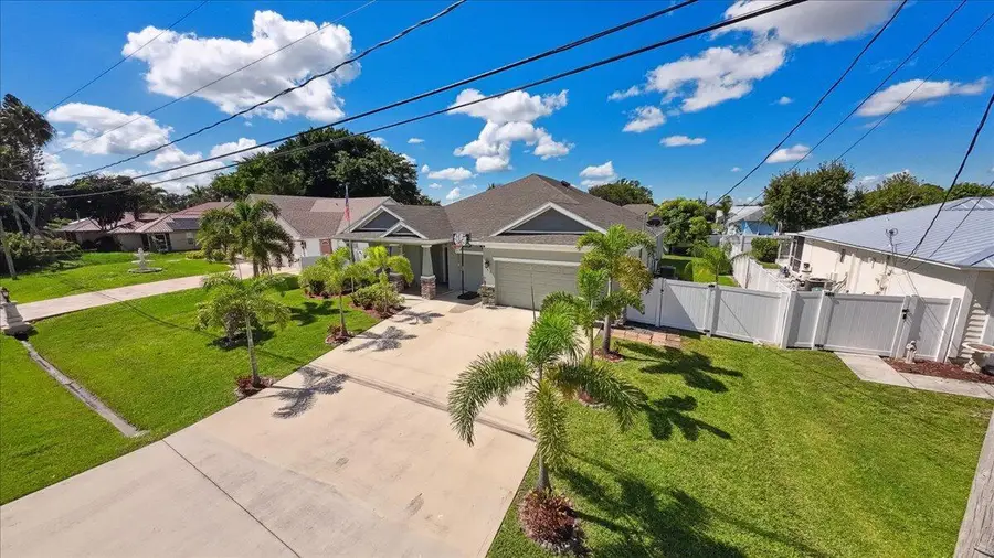343 SE Fisk Road, Port Saint Lucie, FL 34984 - #2