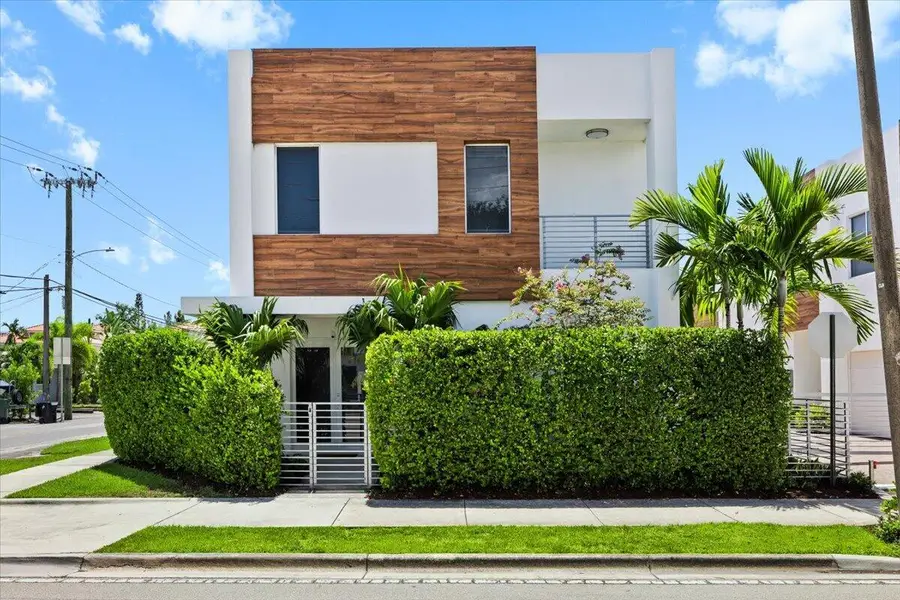 1255 NE 18th Avenue, Fort Lauderdale, FL 33304 - #2