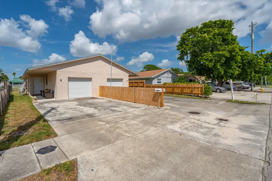 3411 NE 5 Avenue Ne #1-2, Pompano Beach, FL 33064 - #2