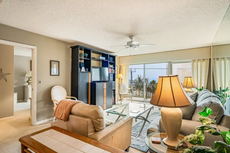 3939 Ocean Drive #408C, Vero Beach, FL 32963 - #2