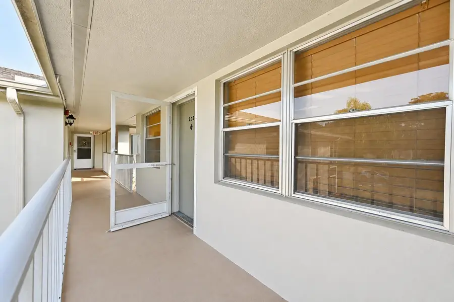 27 Lake Vista Trail #203, Port Saint Lucie, FL 34952 - #2