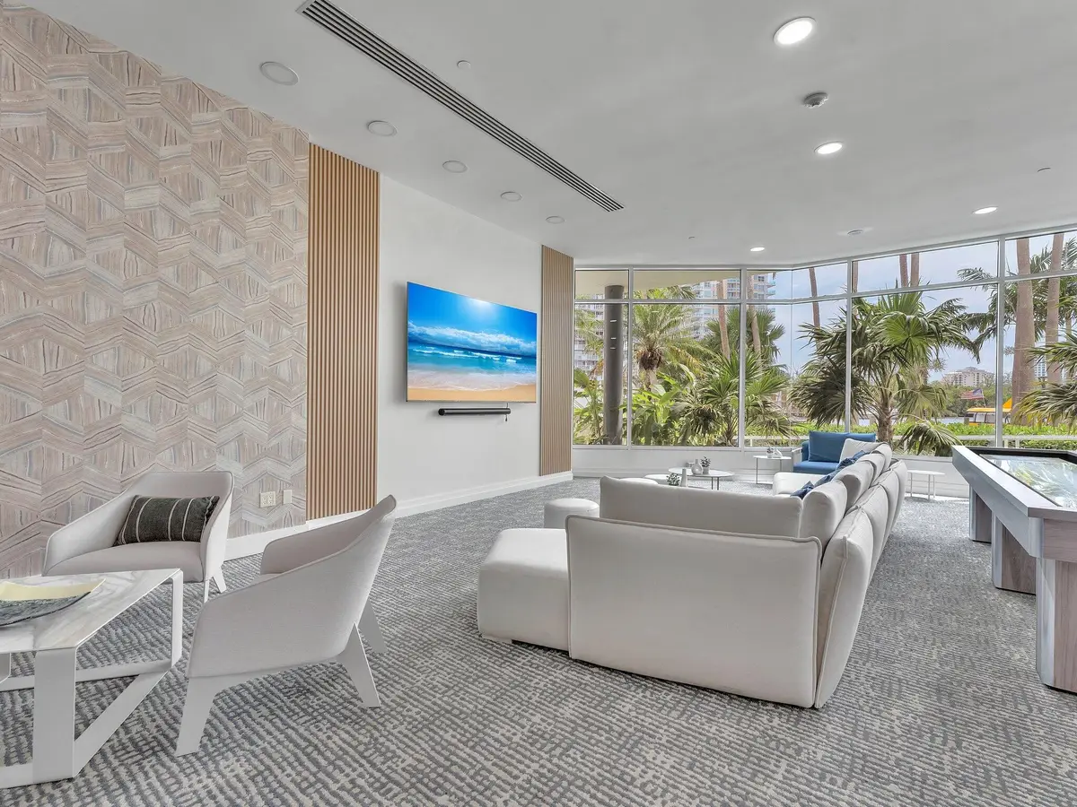 2670 E Sunrise Boulevard #805, Fort Lauderdale, FL 33304 - #1