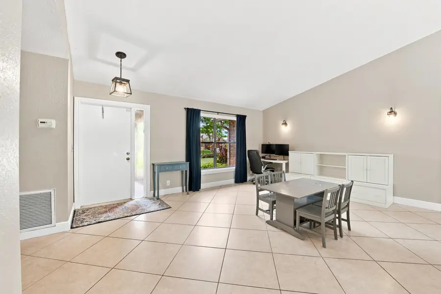 10666 NW 2nd Place, Coral Springs, FL 33071 - #2