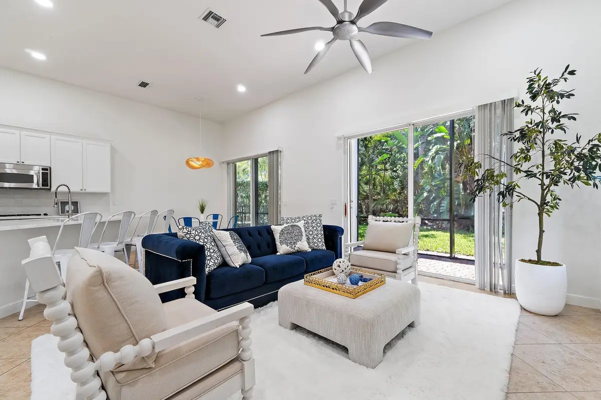 1071 Vintner Boulevard, Palm Beach Gardens, FL 33410 - #1