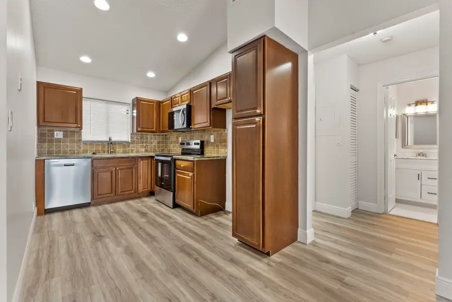 2900 Olivewood Terrace #201, Boca Raton, FL 33431 - #3