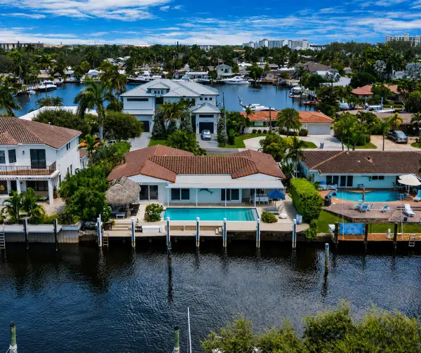 2750 NE 8th Court, Pompano Beach, FL 33062