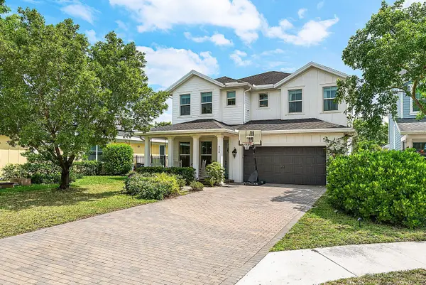 924 Deer Haven Drive, The Acreage, FL 33470