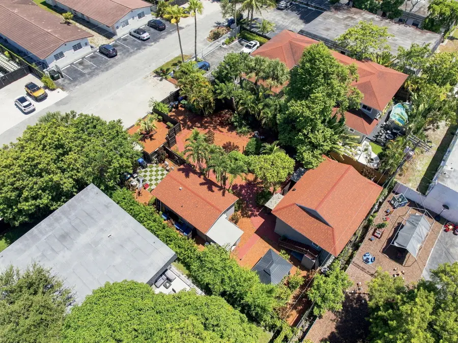 1329 NE 5th Avenue, Fort Lauderdale, FL 33304 - #2
