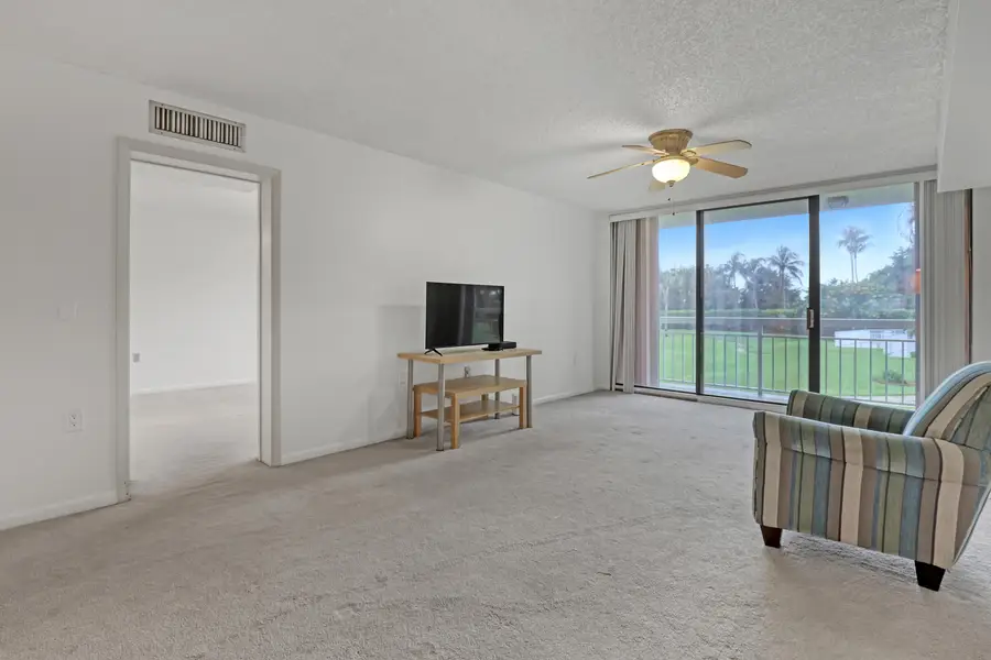 2941 Village Boulevard #203, West Palm Beach, FL 33409 - #2