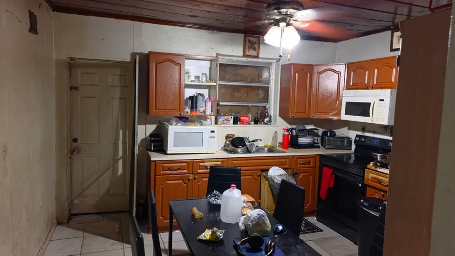 2351 NW 104th Terrace, Miami, FL 33147 - #3
