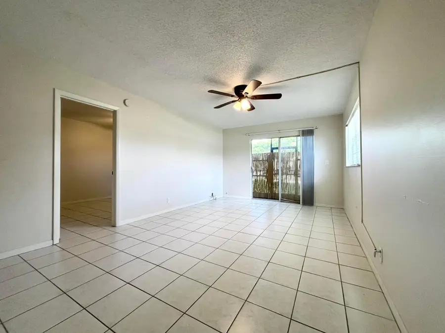 4139 NW 88th Avenue #104, Coral Springs, FL 33065 - #3