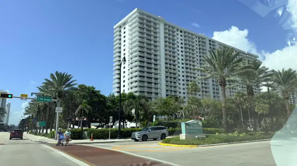 210 174th Street #1901, Sunny Isles Beach, FL 33160