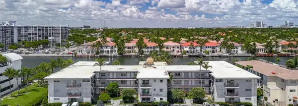 2600 S Ocean Drive #S102, Hollywood, FL 33019