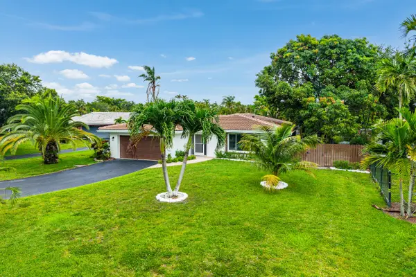 4025 NW 105th Avenue, Coral Springs, FL 33065