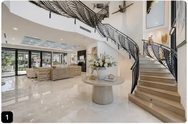 2900 NE 8th Avenue, Boca Raton, FL 33431