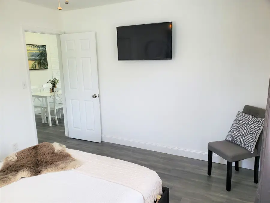 413 SE 23rd Street, Fort Lauderdale, FL 33316 - #2