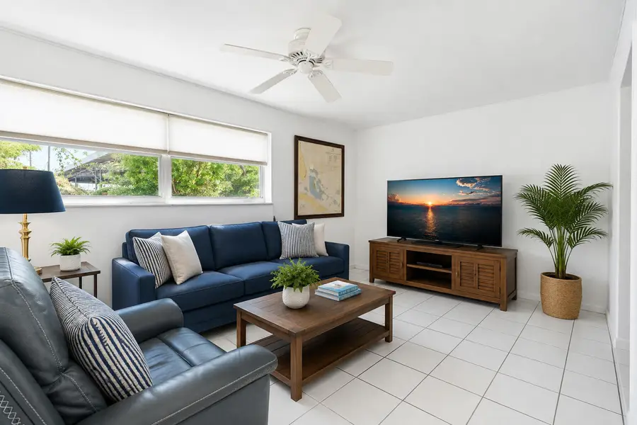 354 Edmor Road, West Palm Beach, FL 33405 - #3