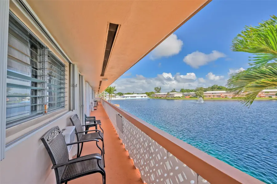 925 SW 11th Avenue #Unit j17, Hallandale Beach, FL 33009 - #3