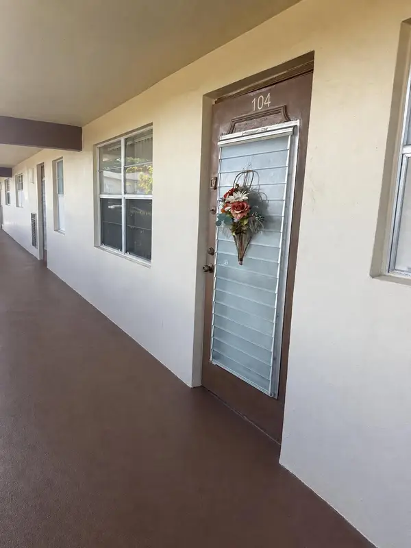 7500 NW 5th Place #104, Margate, FL 33063