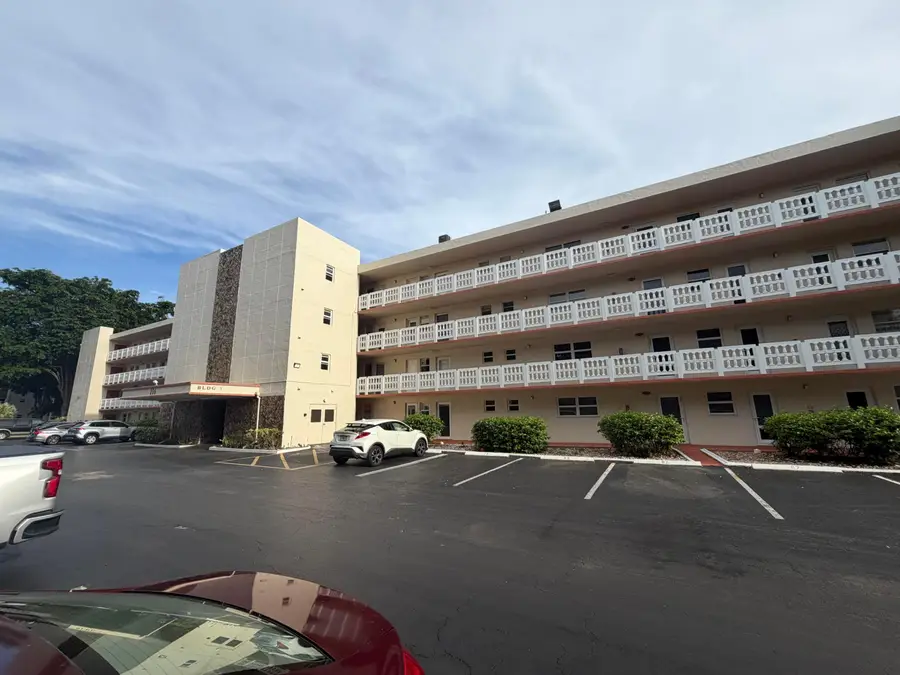 206 SE 10th Street #201, Dania Beach, FL 33004 - #2