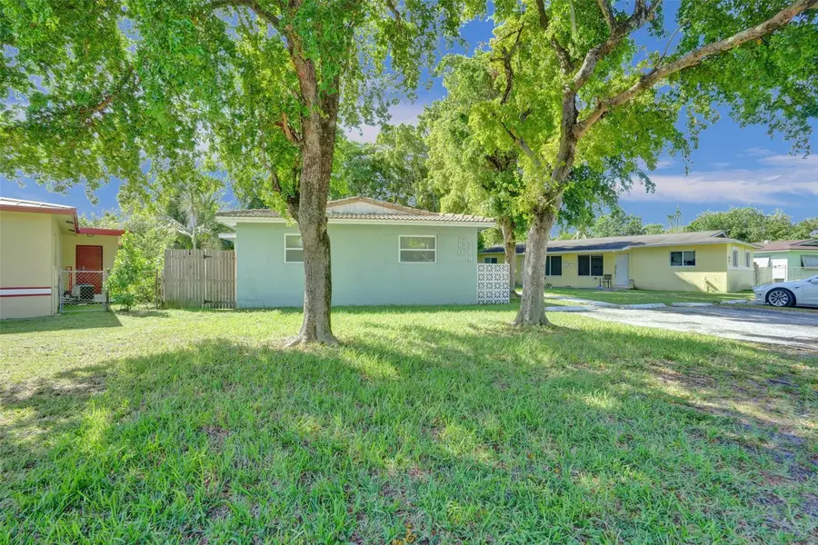 260 NE 41st Street, Oakland Park, FL 33334 - #3