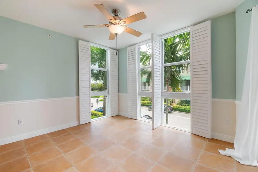 804 E Windward Way #211, Lantana, FL 33462 - #3