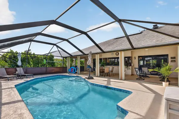 1549 SW Aledo Lane, Port St Lucie, FL 34953