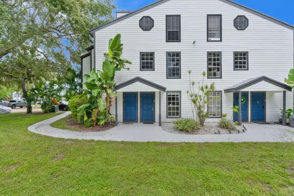 5063 Heatherhill Lane #60, Boca Raton, FL 33486