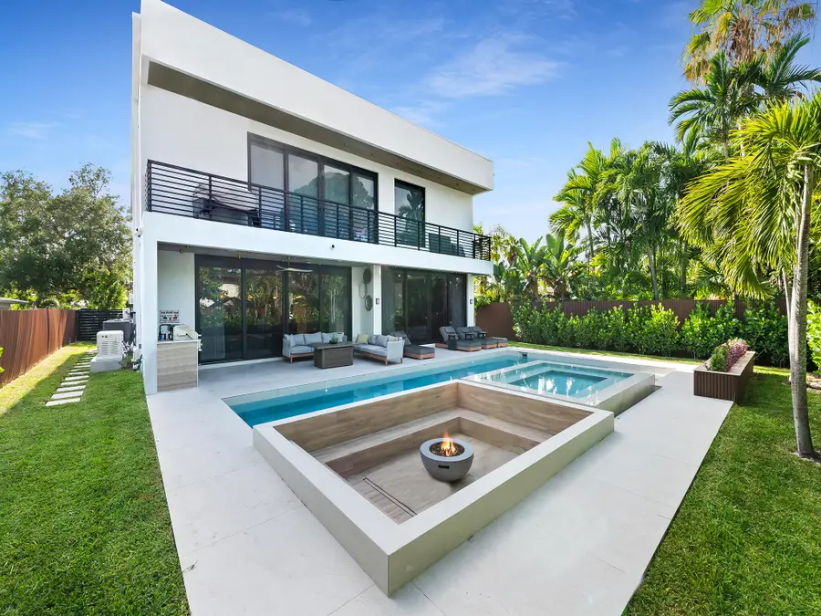 728 NE 17th Terrace, Fort Lauderdale, FL 33304 - #2