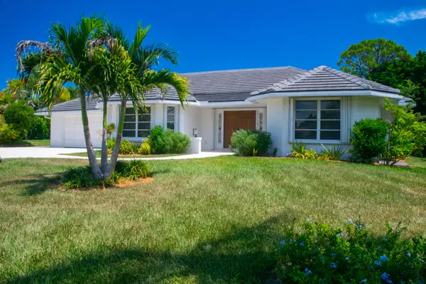 4185 SE Fairway Court, Stuart, FL 34997