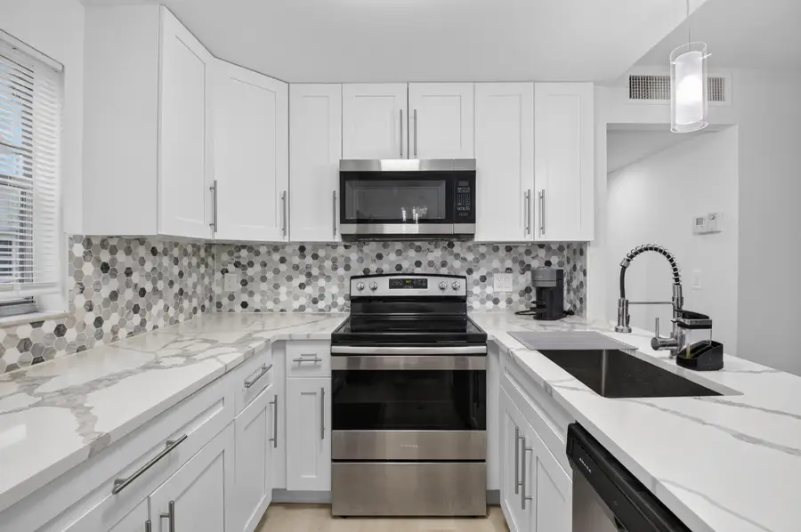 352 Brittany H, Delray Beach, FL 33446 - #2