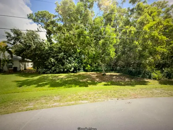 5490 NW Chapel Court, Port St Lucie, FL 34986