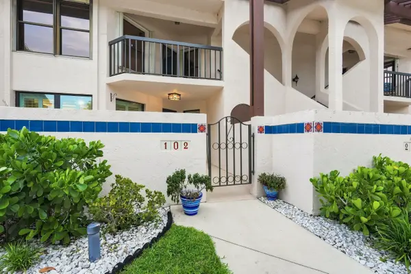 3410 SE Martinique Trace #102, Stuart, FL 34997