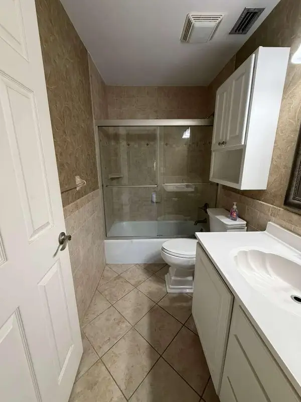 2050 Oleander Boulevard #2-202, Fort Pierce, FL 34950