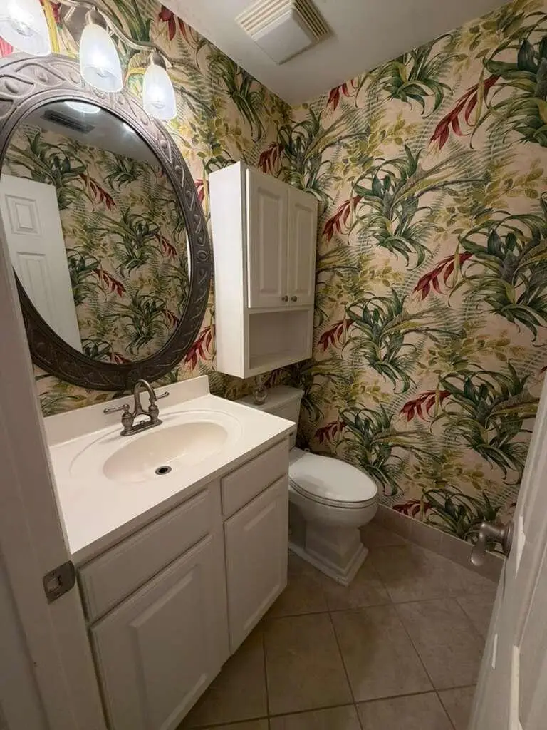 2050 Oleander Boulevard #2-202, Fort Pierce, FL 34950 - #3