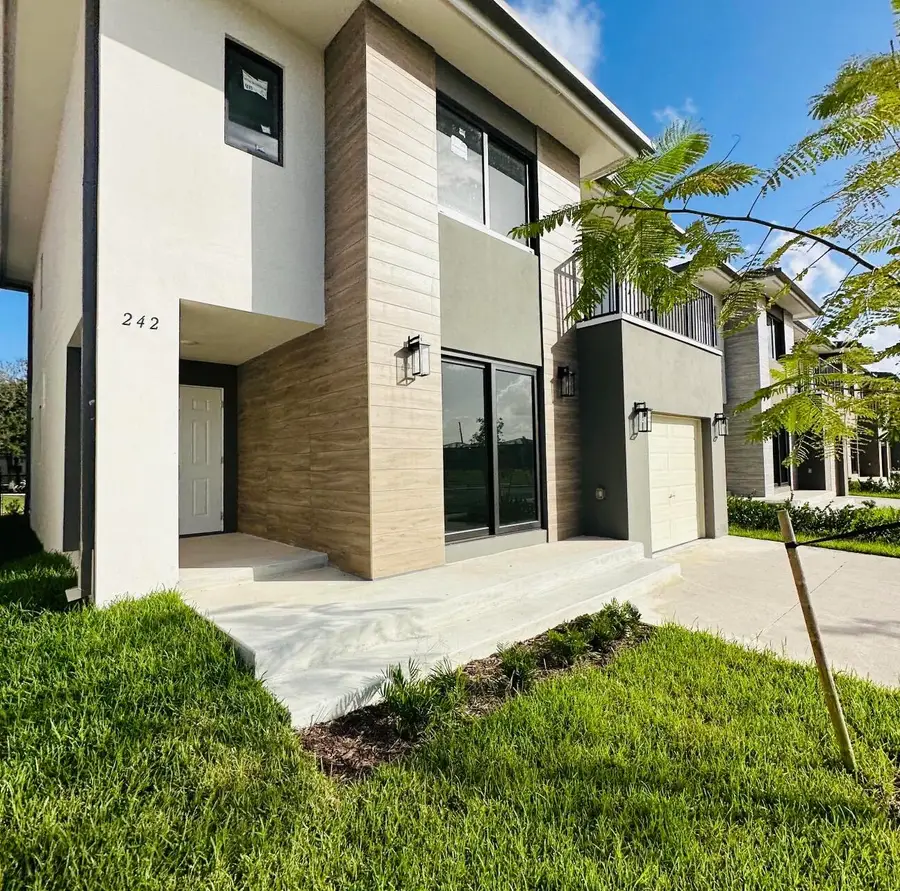 242 NW 11th Court, Florida City, FL 33034 - #3