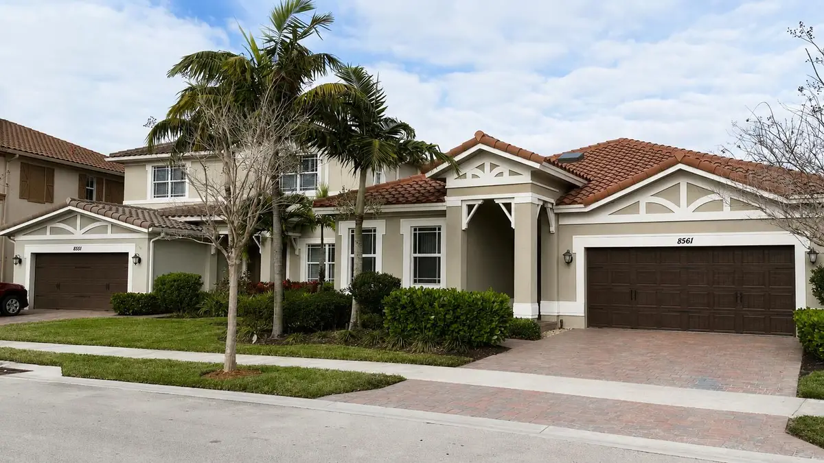 8561 Lakeside Bend, Parkland, FL 33076 - #1