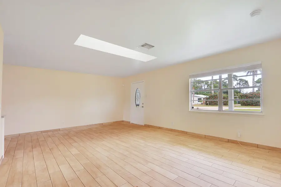 8340 SE Camellia Drive, Hobe Sound, FL 33455 - #3