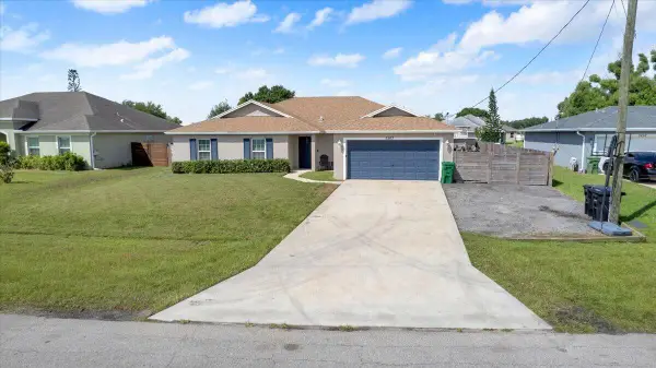 5263 NW East Delwood Drive, Port St Lucie, FL 34986