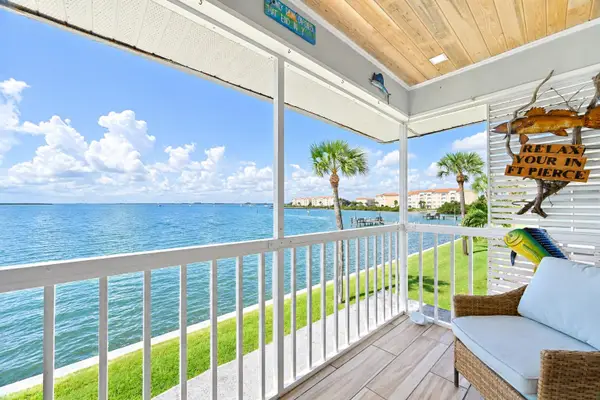 1177 Bayshore Drive #207, Fort Pierce, FL 34949
