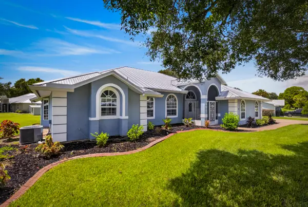 3601 Cottonwood Drive, Fort Pierce, FL 34981