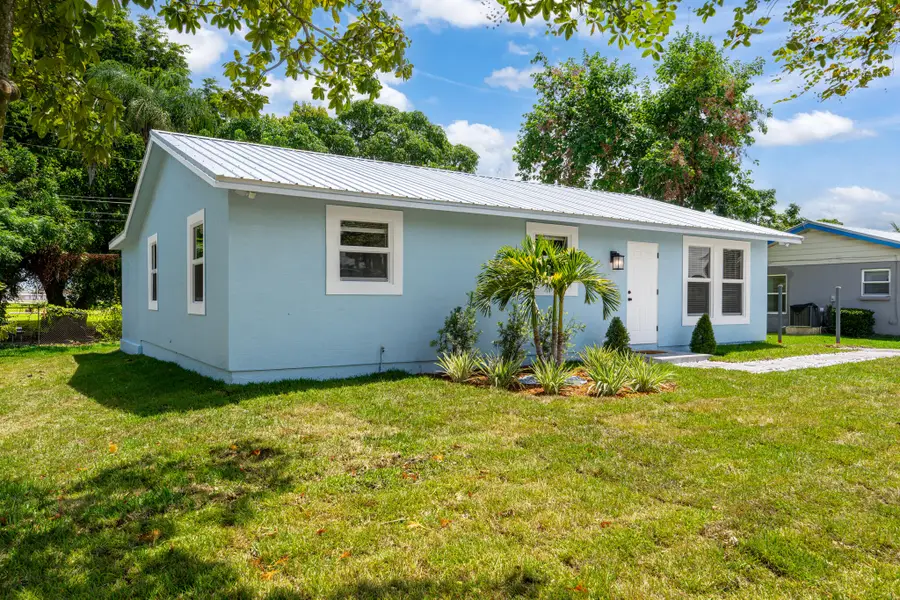 625 NW 14th Street, Belle Glade, FL 33430 - #3