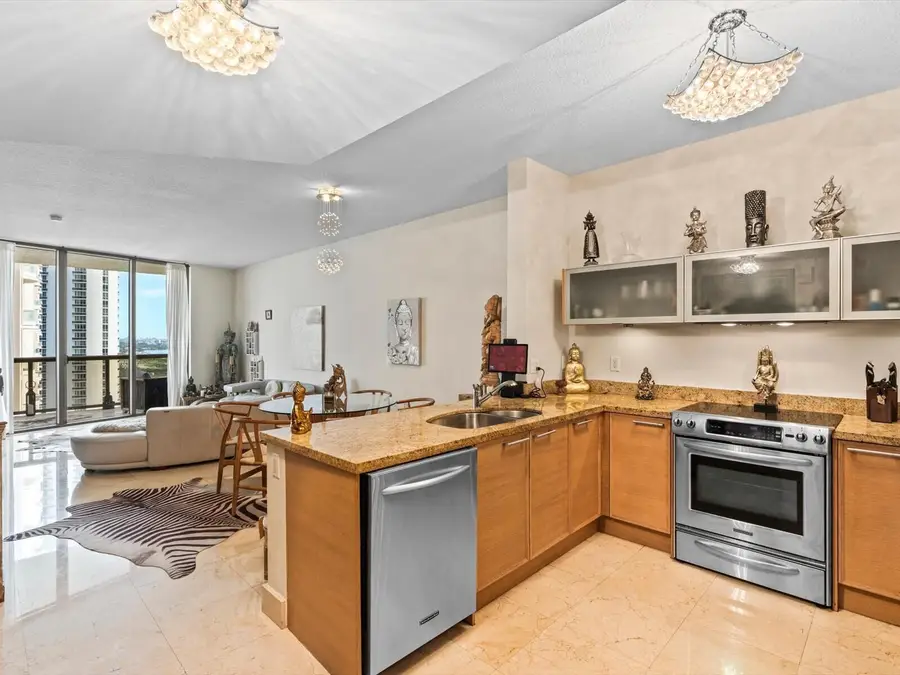 16275 Collins Avenue #2403, Sunny Isles Beach, FL 33160 - #3