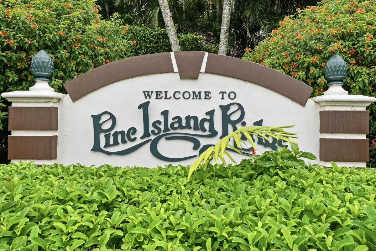 9325 Lagoon Place #405, Davie, FL 33324 - #1