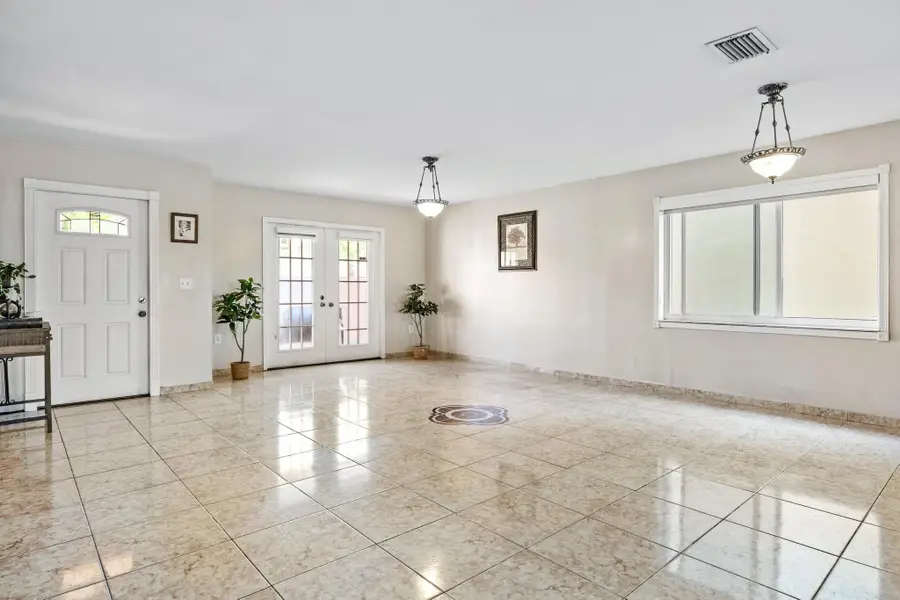 940 SW 96th Avenue, Pembroke Pines, FL 33025 - #2