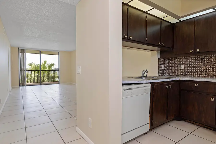 112 Lake Emerald Drive #209, Oakland Park, FL 33309 - #2