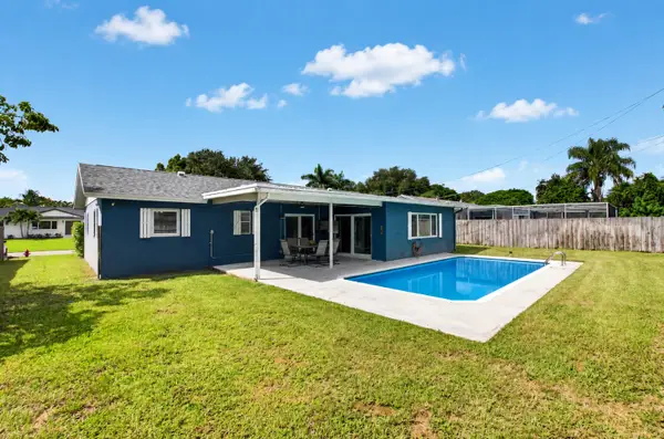 1023 SW 25th Place, Boynton Beach, FL 33426