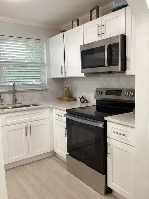 8300 Sunrise Lakes Boulevard #206, Sunrise, FL 33322