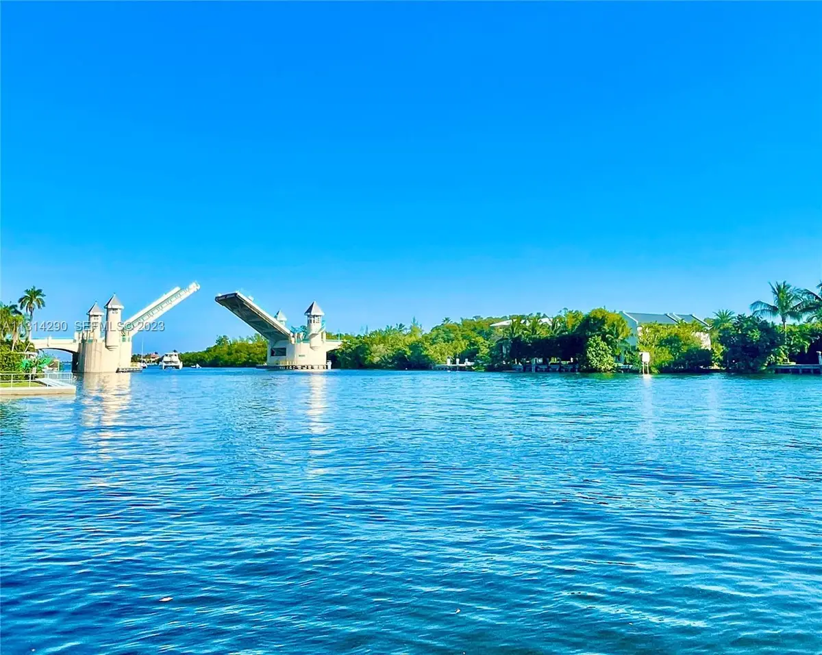150 Horizon Street E, Boynton Beach, FL 33435 - #1